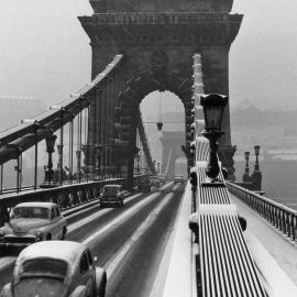 A Lánchíd, és minden híd esetében jelentős változást hozott, hogy az 1964-től megkezdődött az utak téli sózása